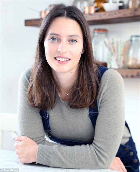 Emotional Ties With Ella Mills Aka Deliciously Ella Daily Mail Online