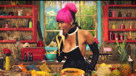 Nicki Minaj On Anaconda Its About Slumber Parties Not Sex
