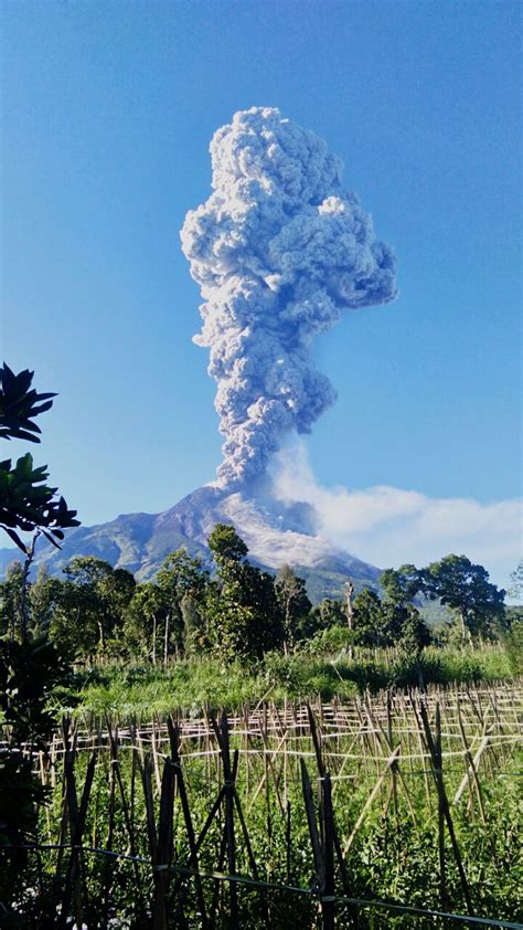situasi erupsi freatik gunung merapi kondisi saat ini kambbo blog