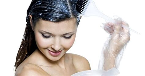 Se trata de aquel tipo de champú que tiene incluido tinte, y su textura es un poco aceitosa. 8 pasos para teñir tu cabello en casa de manera ¡fácil y ...