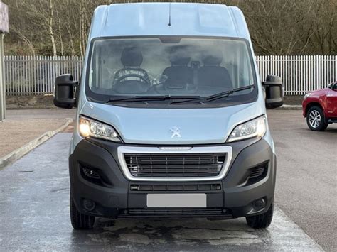 New 2021 Peugeot Boxer Bluehdi 140ps 335 Professional L2 H2 Mwb With