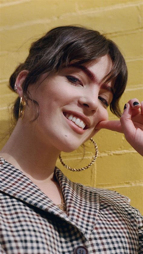 Model Scarlett Costello Makeup Embraces Unibrow Photos