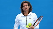 Amelie Mauresmo reveals she's pregnant on Twitter - CNN