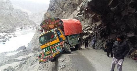 Driving The Karakoram Highway Road Tripping The 8th Wonder Of The World