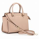 Pictures of Michael Kors Best Handbags