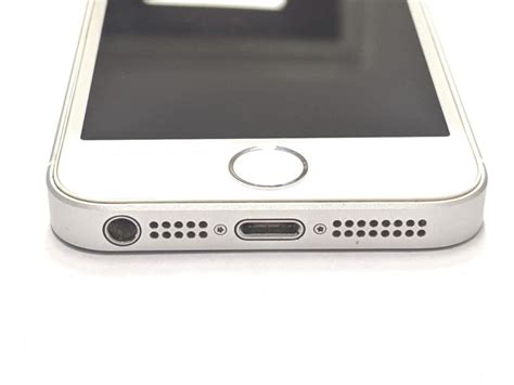 Apple Iphone Se 32gb Silver R1 Rate Povoljno
