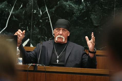 Wwe Rumors Hulk Hogan Returning On Wwe Wrestlemania 33 Son