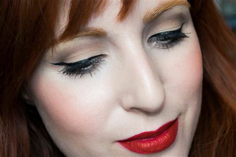 Pin Up Look With Kat Von D · How To Create A Pin Up Makeup Look