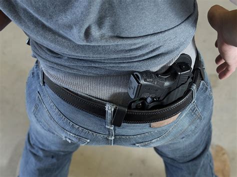 Whats The Best Concealed Carry Holster For Overweight Men
