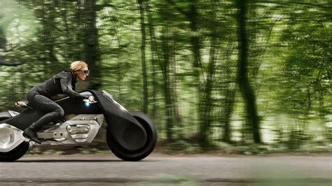 Bmws Futuristic Self Balancing Motorcycle Is Like A Real Life Batmans