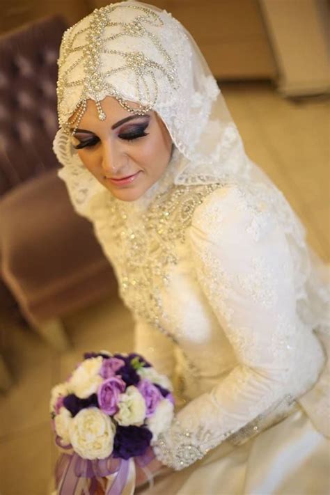 Turkish Brides ☪ Bride In Hijab Hijab Brides Nigerian Weddings African Weddings Street Hijab