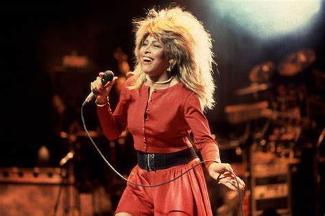 Tina Turner ícone Da Música Morre Aos 83 Anos Forbes