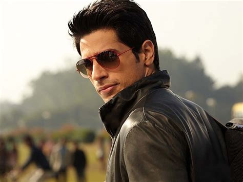 His birthday, what he did before fame, his family life, fun trivia facts, popularity rankings, and more. Sidharth Malhotra HQ Wallpapers | Sidharth Malhotra ...