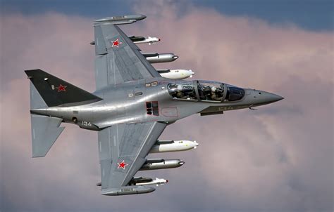 Wallpaper The Russian Air Force In The Middle The Yak 130 Combat