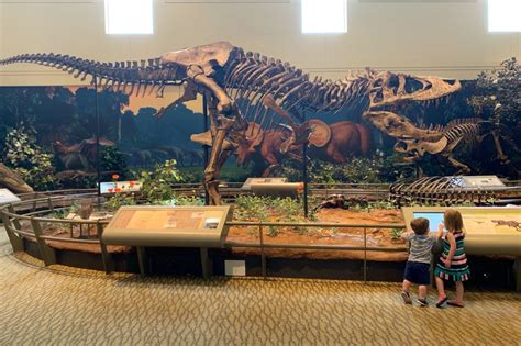 Visiting Pittsburghs Carnegie Museums With Kids Toddling Traveler