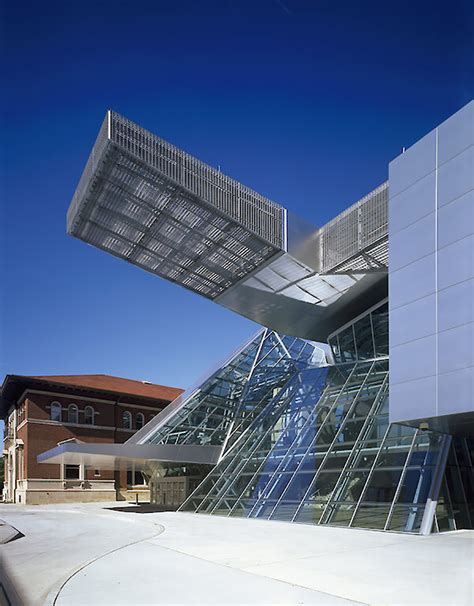 Akron Art Museum Usa By Coop Himmelblau 谷德设计网