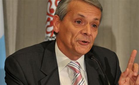 Javier castrilli (born 1957), football referee. Castrilli: "Algo tiene que cambiar" | InfoVeloz.com