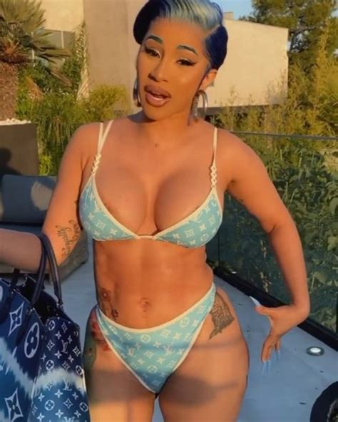 Cardi B Slams Body Shamers After She ‘gained A Little Weight Metro News