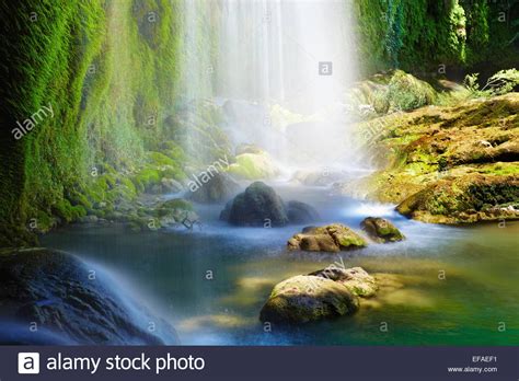 Waterfalls Hi Res Stock Photography And Images Alamy