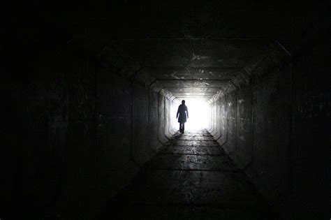 Tunnel Silhouette Mystérieuse Photo Gratuite Sur Pixabay