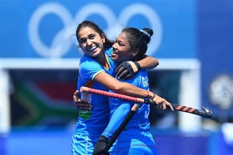 Tokyo Olympics India Womens Hockey Team Makes Maiden Entry Into Quarterfinals News18