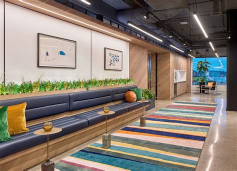 A Tour Of Twitters Biophilic Toronto Office Officelovin