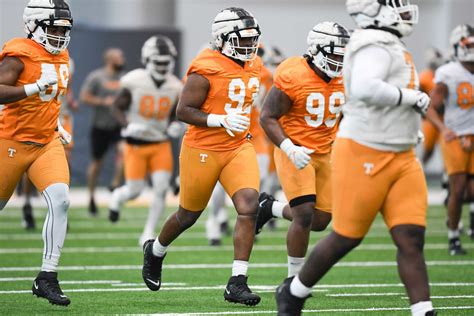 Tennessee Football Vols Top 10 Winners From Spring Practice 2022