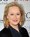 Meryl Streep's Fun Tassel Earrings At The New York Film Critics Circle Awards (PHOTOS) | HuffPost