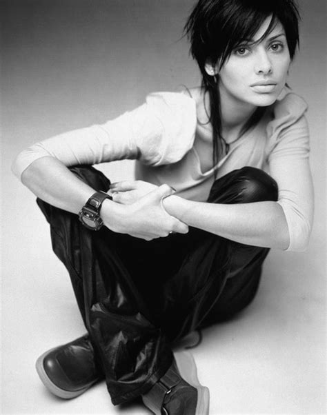 1990s Tumblr Natalie Imbruglia Short Hair Styles Cool Hairstyles