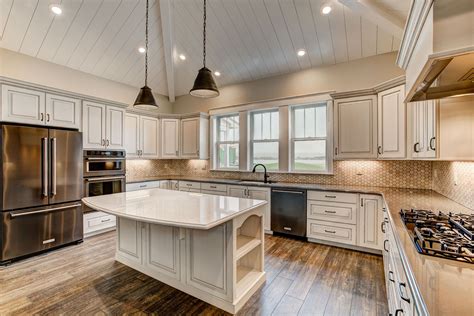 Custom Home Kitchen With White Cabinets Dream Kitchens Design