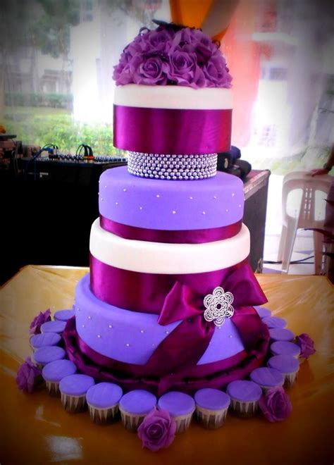 77 Best Purple Wedding Cakes Images On Pinterest Lilac