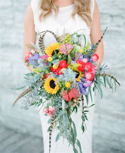 7 New Twists On The Bridal Bouquet Colorful Bridal