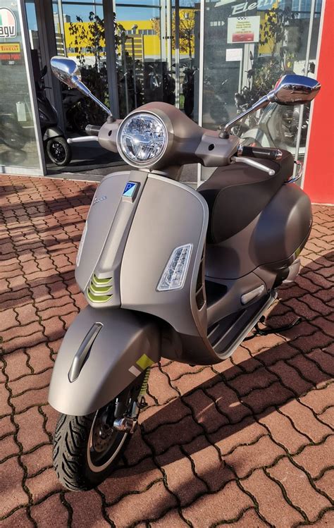 Motorrad Occasion Vespa Gts 300 Super Tech Ez 2023 749900 Eur