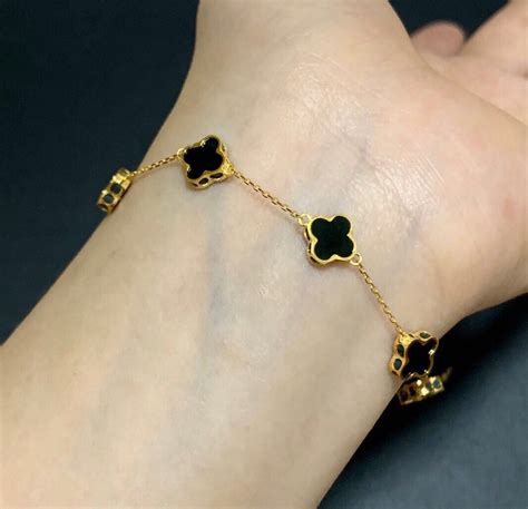 Natural Black Jadeite Bracelet K Yellow Gold Natural Icy Black