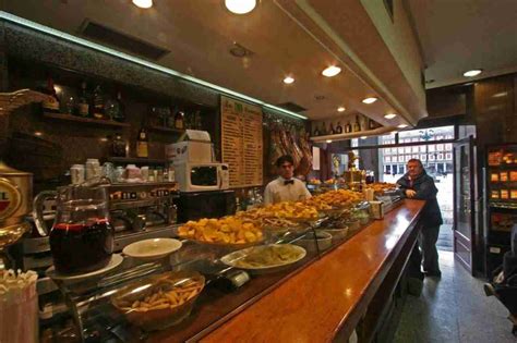 Los mejores bares de Madrid para tomar una caña y tapas