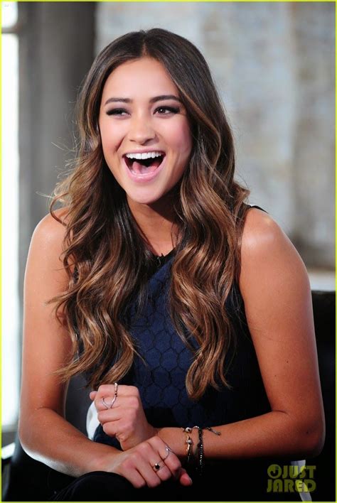 Shay Mitchell Making An Appearance On Vh1′s Big Morning Buzz In New