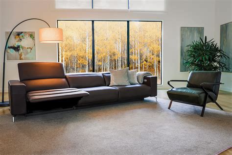 Dismantle the sofa is easy, and that it is also easy to assemble, preferably in separate packages to dismantling of upholstered furniture on individual elements simplifies the loading and unloading. How To Take Apart An Electric Recliner Sofa | Review Home Co