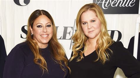 Amy Schumer And Stylist Leesa Evans S Stylefund Teams With Handm