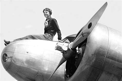 Há 83 Anos Amelia Earhart Se Tornava Uma Lenda Da Aviação Revista Asas