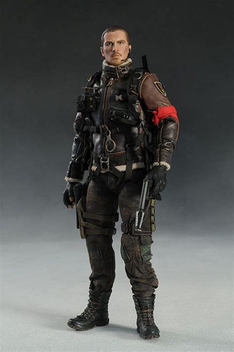 review and photos of hot toys terminator salvation john connor t 600 action figures character
