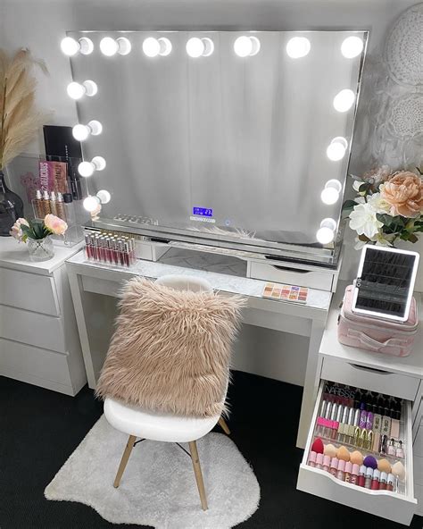 VANITY COLLECTIONS on Instagram: “VC XL SALON PRO HOLLYWOOD MIRROR on