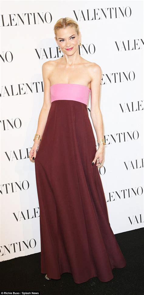 Jaime King Shows Off Toned Figure In Strapless Dress At Valentino Store Opening Daily Mail Online