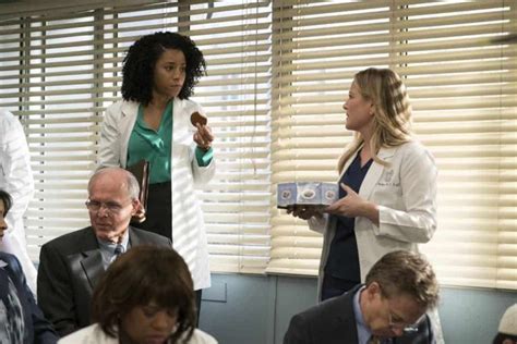 grey s anatomy season 14 episode 20 photos judgment day seat42f