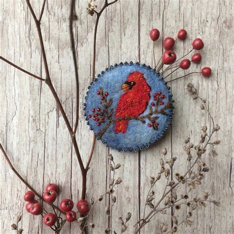 Small Red Cardinal Pin Felted Embroidered Brooch Male Etsy Craft