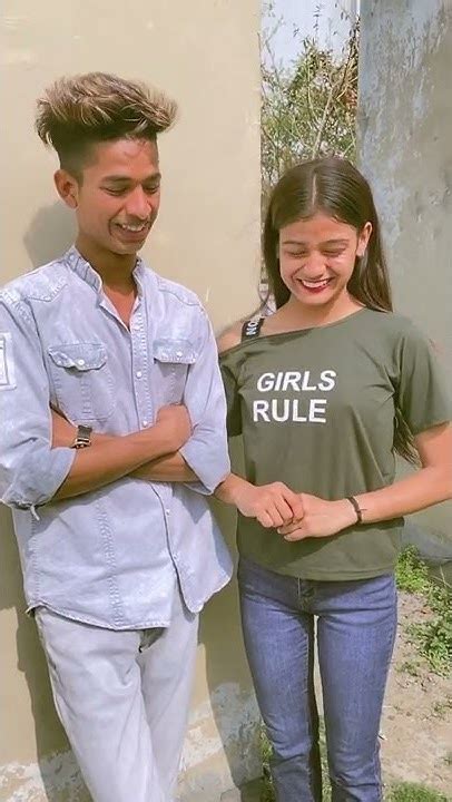 Pehli Nazar Mein Kaisa Jadu Kar Diya 😁 Shorts Viral Youtube