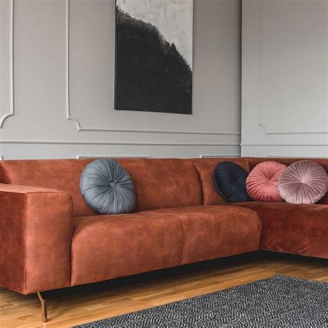 What Color Walls Goes Best With Brown Sofa 25 Suggestions With Pictures