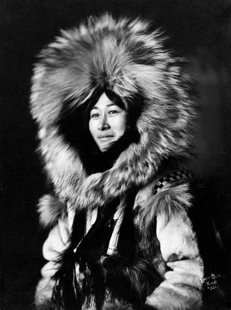An Inuit Woman In Nome Alaska 1915 Inuit Eskimo People Of The World