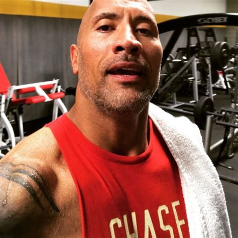Dwayne The Rock Johnson Posts Emotional Tribute To Wwe Legend Hulk Hogan