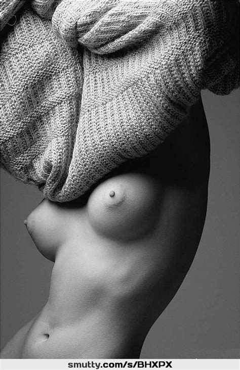 Breasts Tits Sexy Archedback Beauty Boobs Flatstomach Blackandwhite
