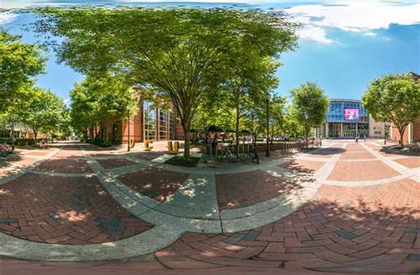 Experience Virginia Commonwealth University In Virtual Reality